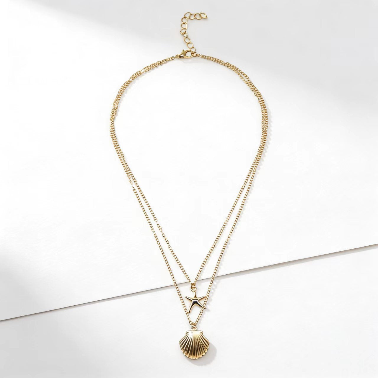Women's Double Layer Star & Coin Pendant Necklace Gold Alloy Collarbone Chain