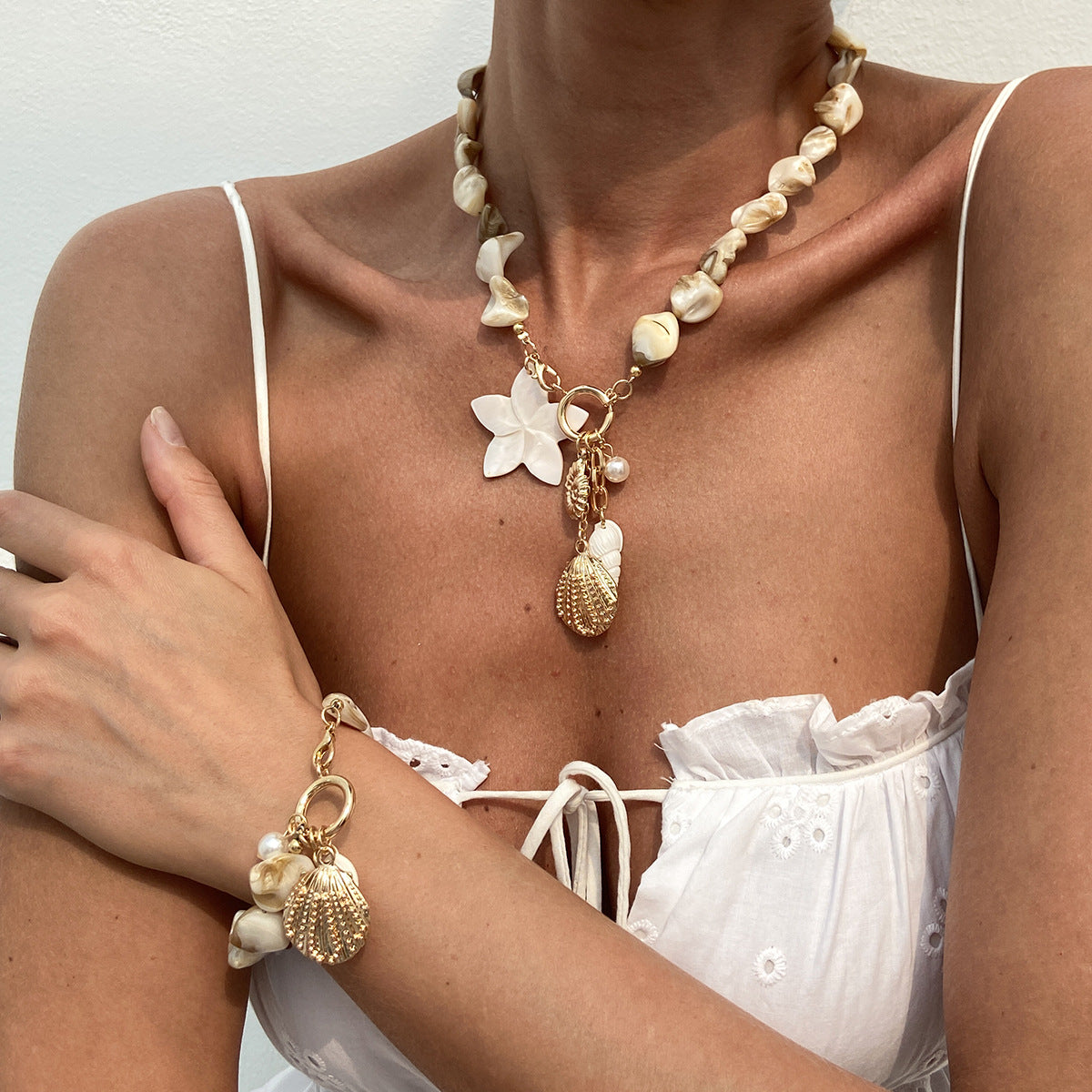 Women's Shell Flower Charm Jewelry Pearl Coastal Style Accessory